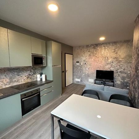 Corte Grande Apartment Lipomo Екстериор снимка