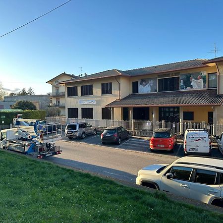 Corte Grande Apartment Lipomo Екстериор снимка