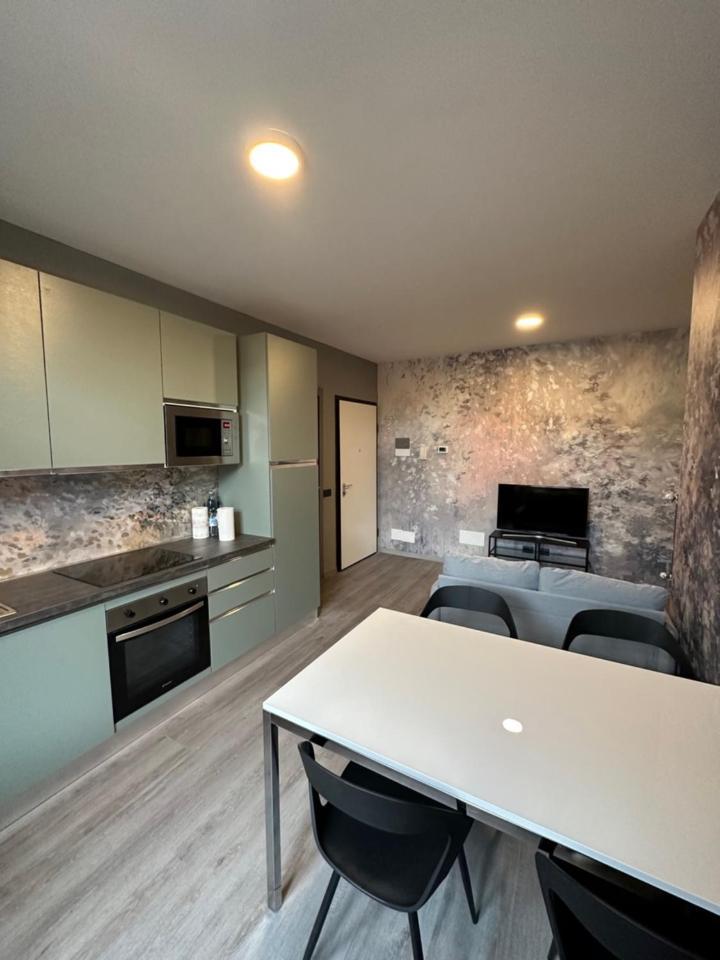 Corte Grande Apartment Lipomo Екстериор снимка